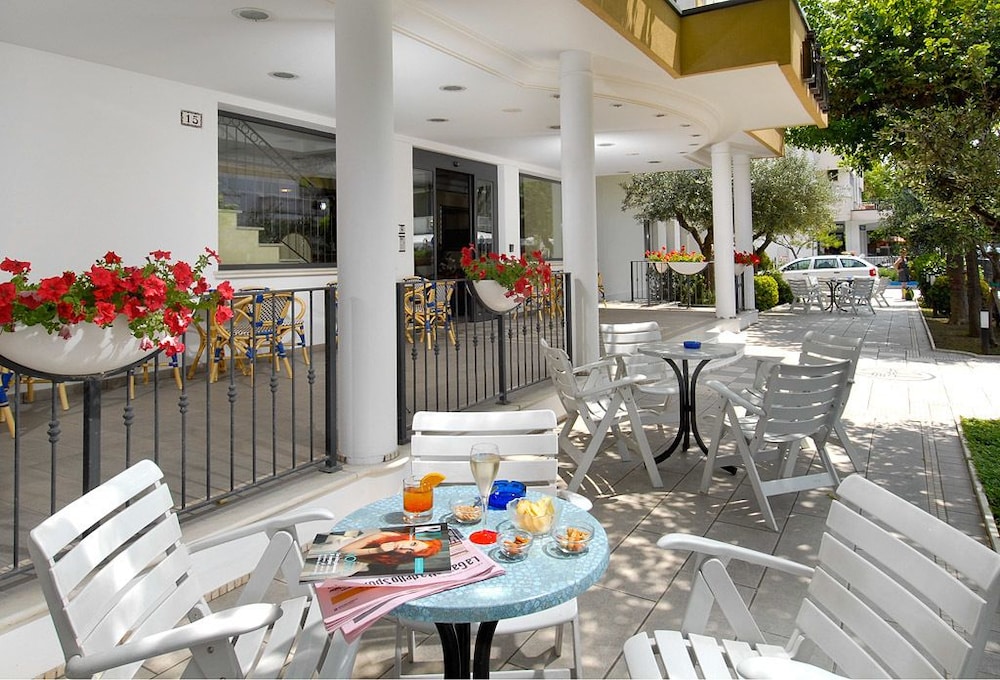 hotel diana