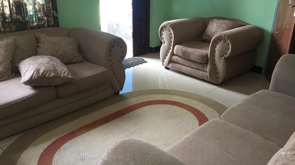 kaswanga farm holiday home