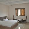 Shivaprasad Grand,Baindur,2 star
