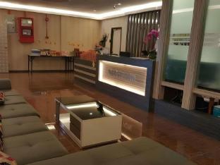 gold city hotel