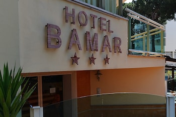 hotel bamar