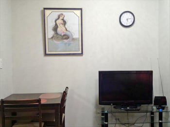 favila condotel units 150 newport blvrd