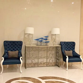 favila condotel units 150 newport blvrd