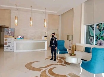 cecillian place condotel