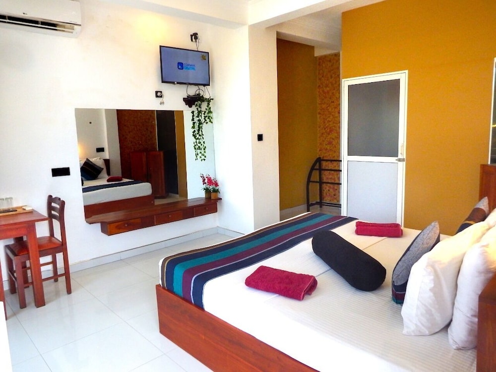 the panorama negombo