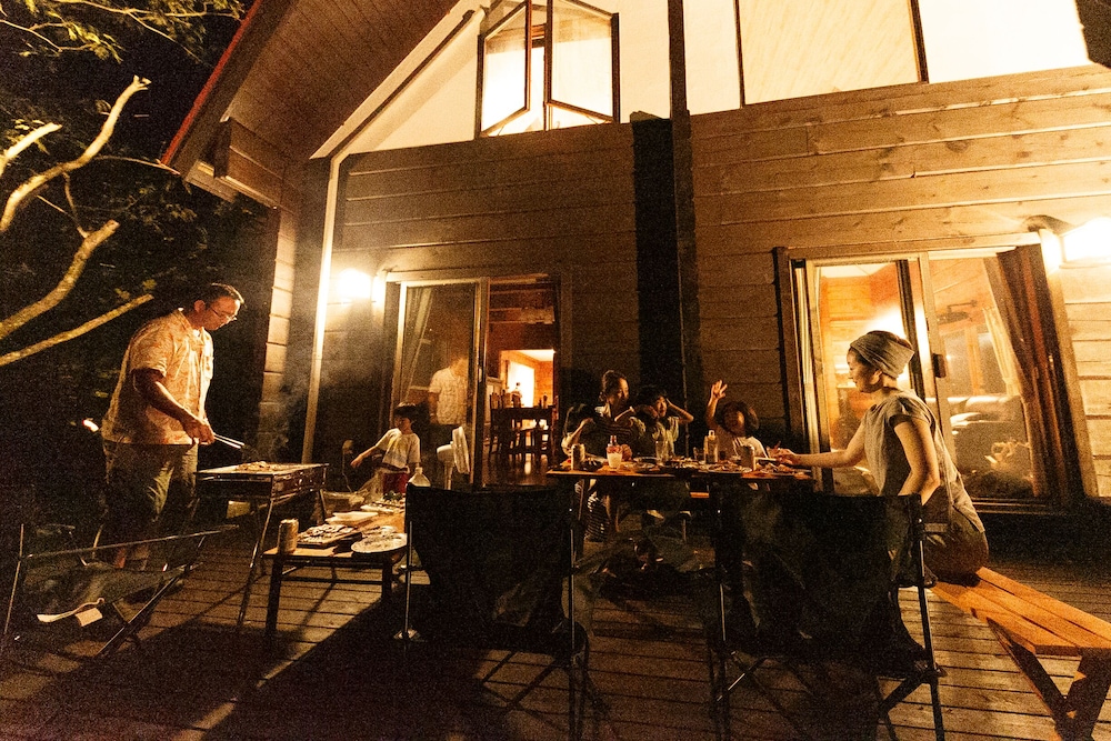 loghouse seseragi