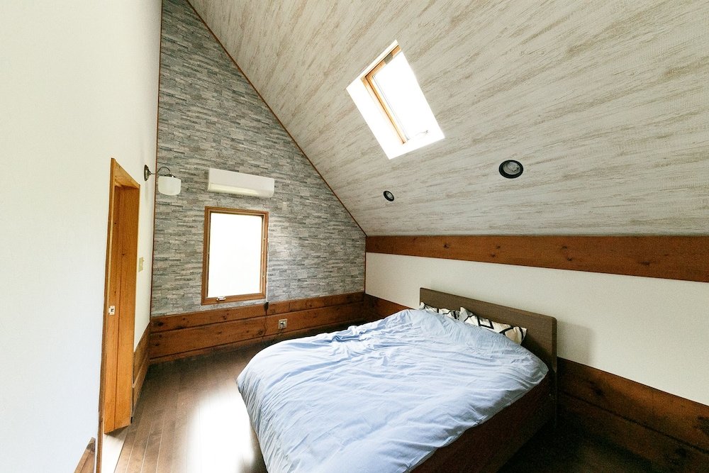 loghouse seseragi