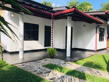 Asha Villa Weligama,Mirissa>>Matara,3 star