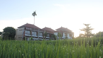 kubu bali suite seminyak