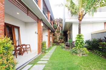 kubu bali suite seminyak