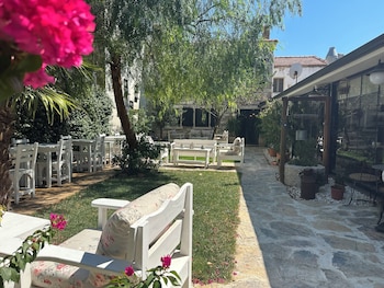 1870s tas konak otel