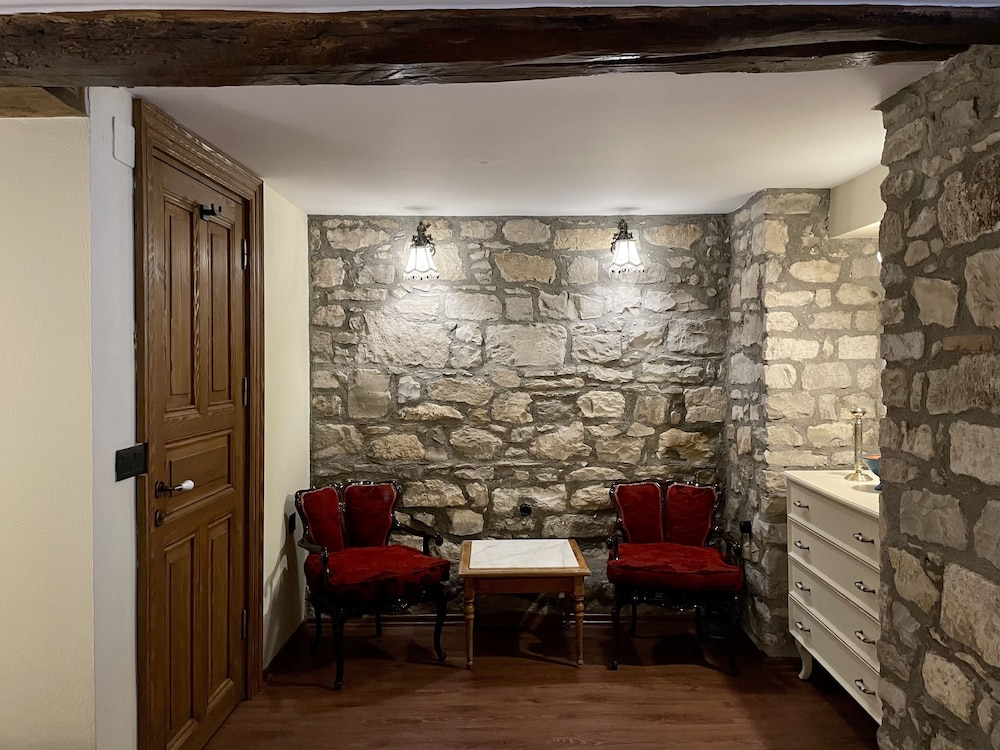 1870s tas konak otel