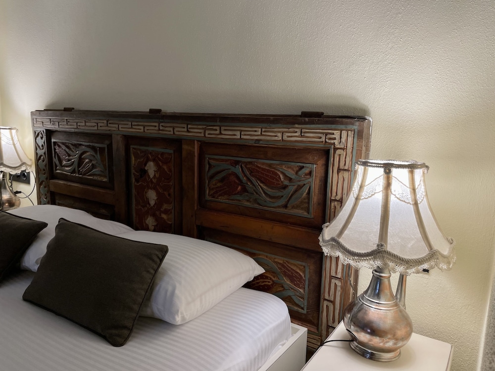 1870s tas konak otel