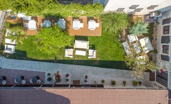 1870s tas konak otel