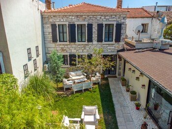 1870s tas konak otel