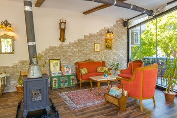 1870s tas konak otel