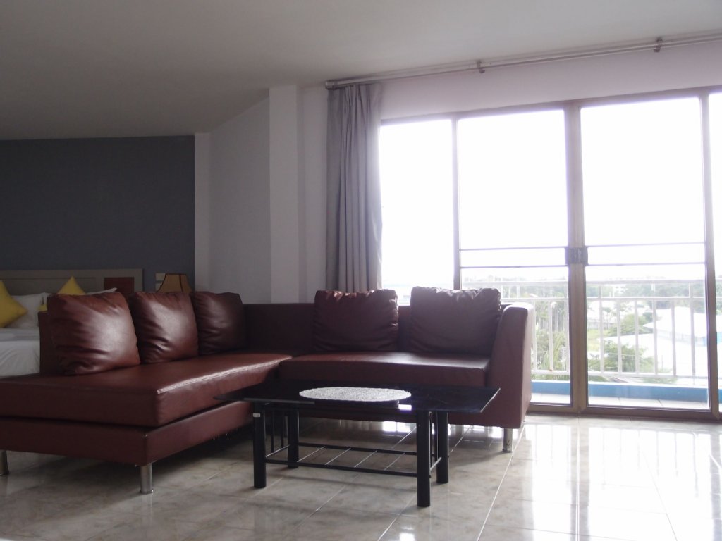 blue garden resort pattaya