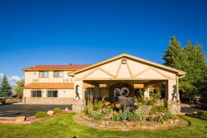 alpine inn and suites