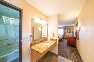 alpine inn and suites