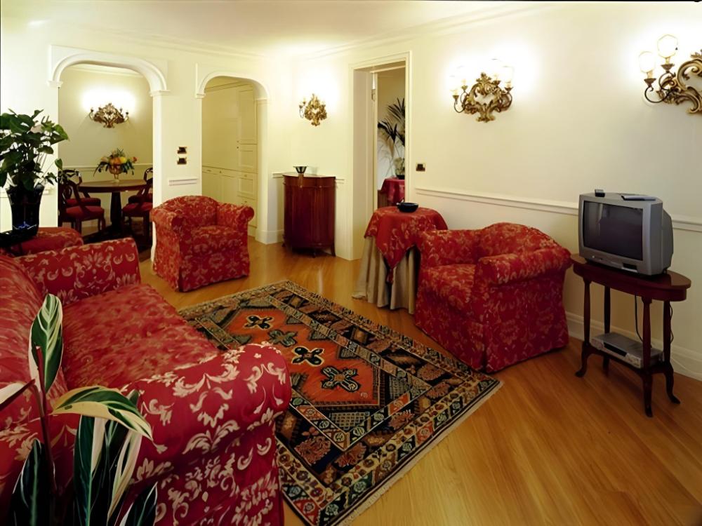 torre dellorologio suites