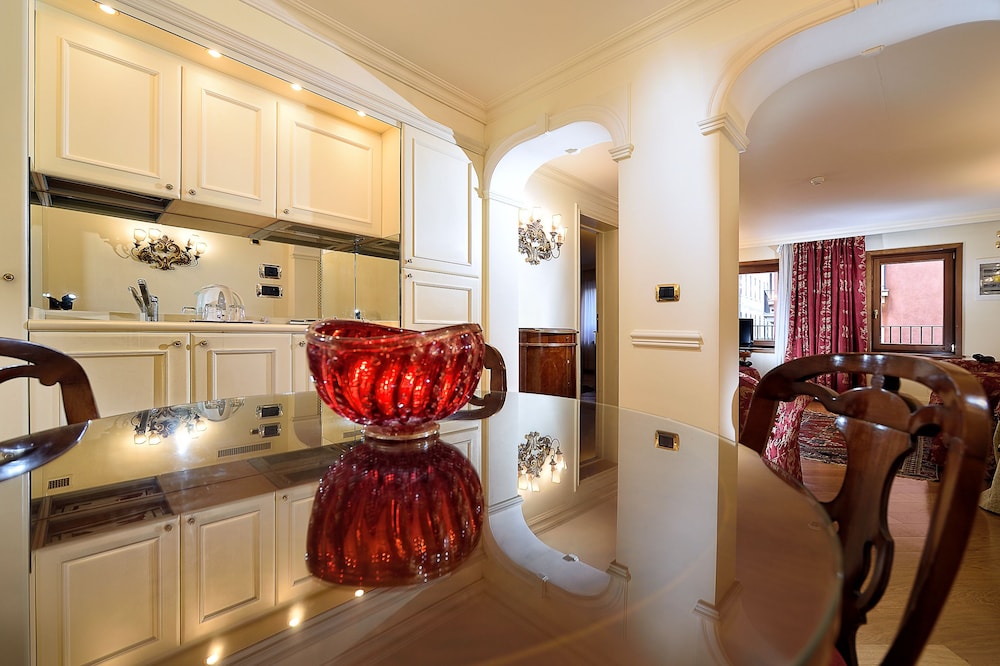 torre dellorologio suites