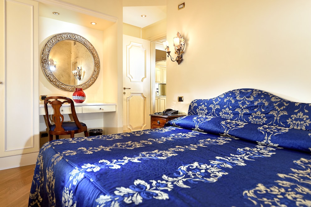 torre dellorologio suites