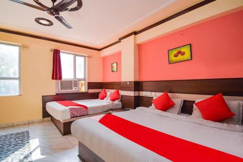 hotel churu palace
