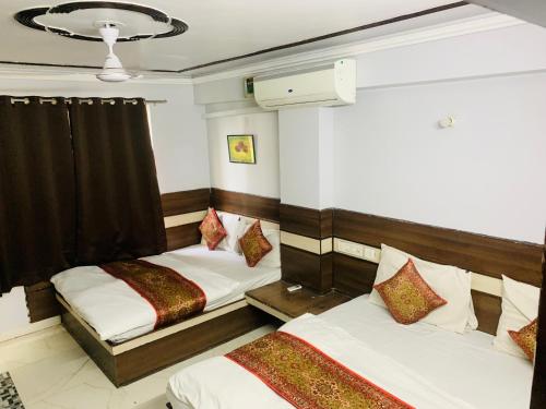 hotel churu palace
