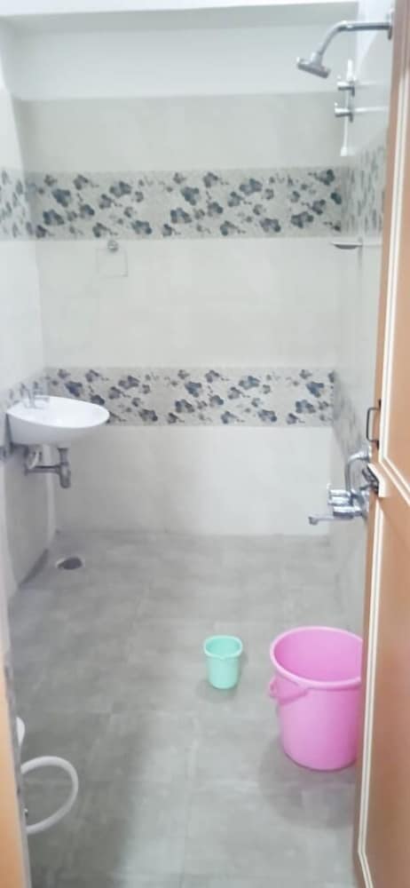 j residency pochampalli
