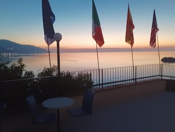 bay palace mazzaro