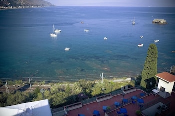 bay palace mazzaro