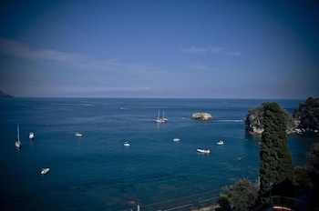 bay palace mazzaro