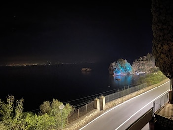 bay palace mazzaro