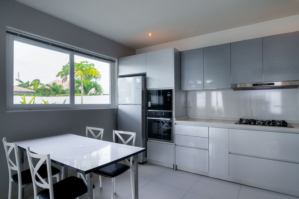 Orchid Paradise Homes Opv203,,3.5 star