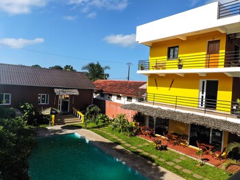 hotel h1 manakara schm