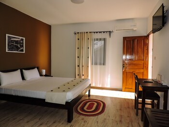 hotel h1 manakara schm