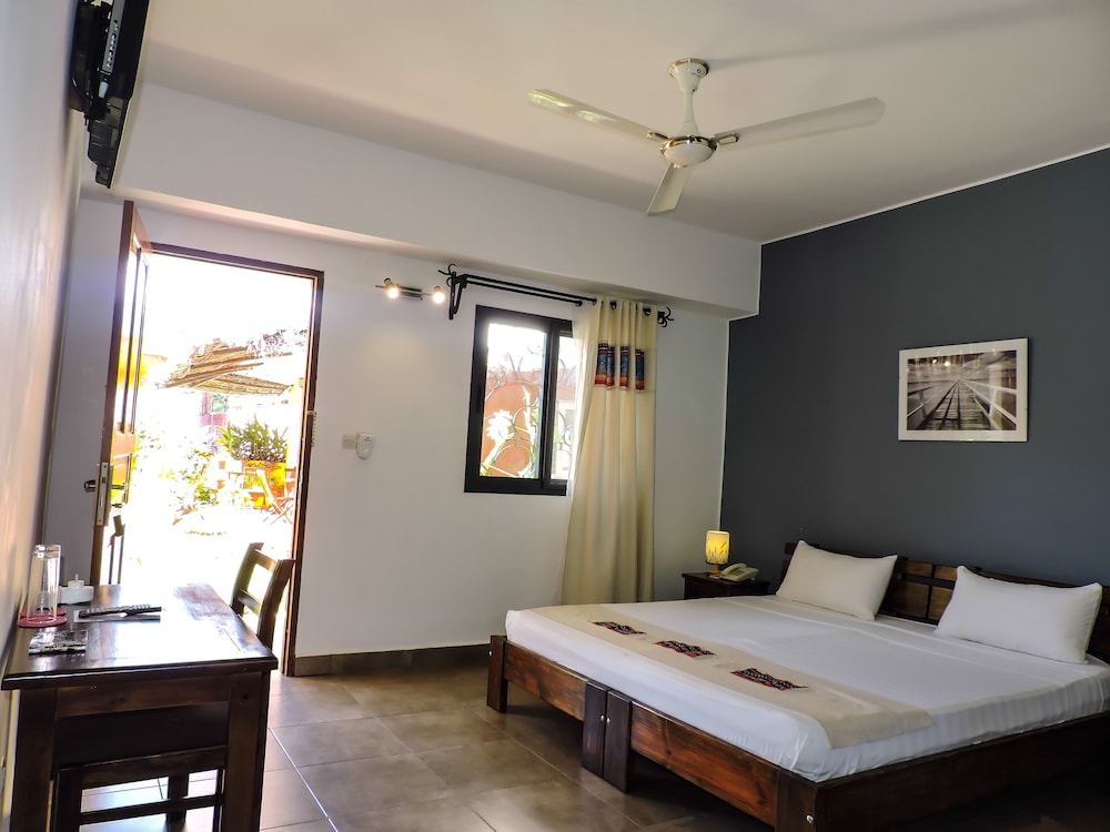 hotel h1 manakara schm