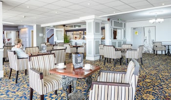 daishs blackpool hotel