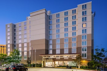 doubletree by hilton hotel biloxi