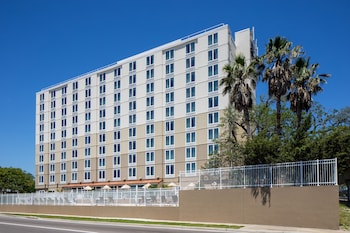 doubletree by hilton hotel biloxi