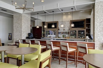 doubletree by hilton hotel biloxi
