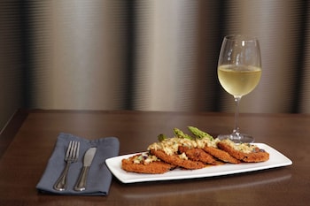 doubletree by hilton hotel biloxi