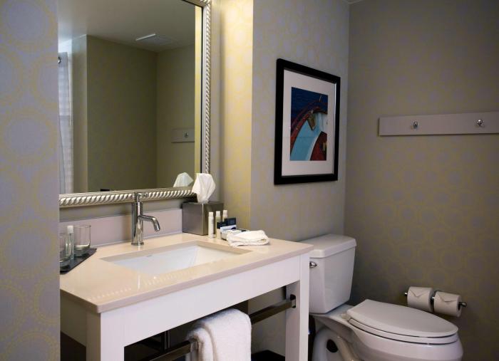 doubletree by hilton hotel biloxi