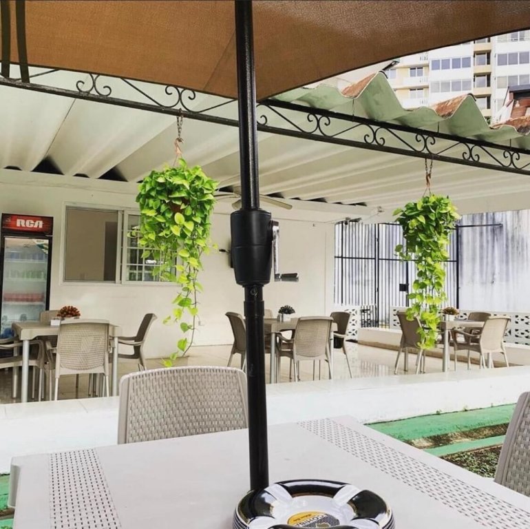 hostal familiar carmencita