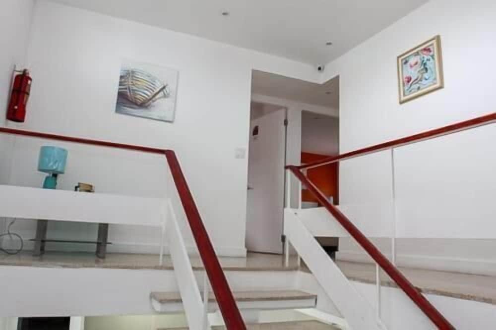 hostal familiar carmencita