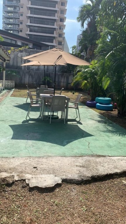 hostal familiar carmencita