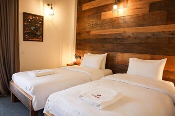 sazano wine cellar and hotel