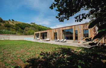 sazano wine cellar and hotel