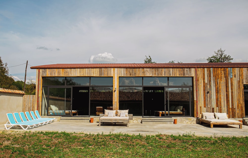 sazano wine cellar and hotel