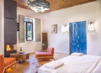 sazano wine cellar and hotel